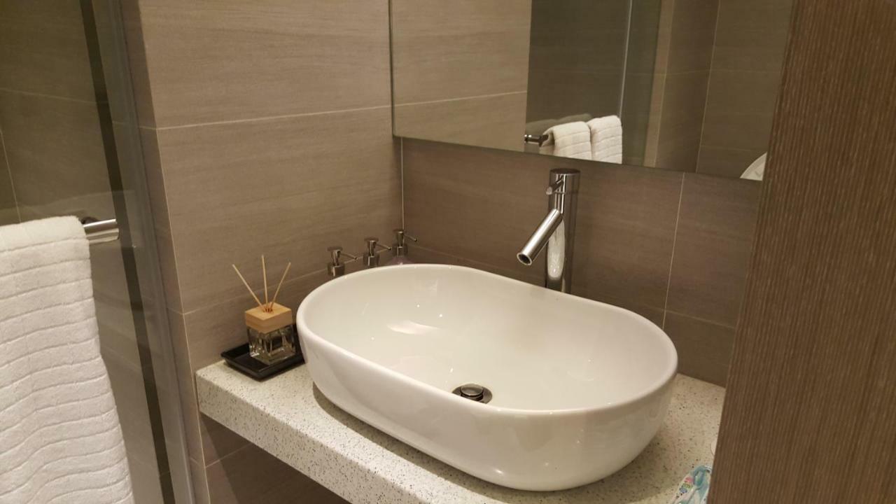 3 Bedrooms And 1 Study And 3 Bathrooms Near Taipei 101 & Mrt المظهر الخارجي الصورة