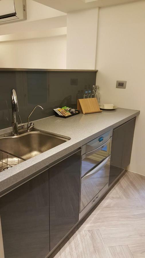 3 Bedrooms And 1 Study And 3 Bathrooms Near Taipei 101 & Mrt المظهر الخارجي الصورة